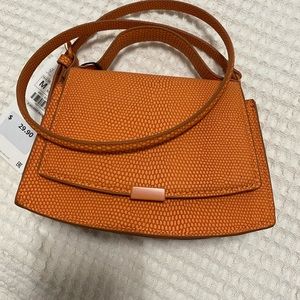 Super cute small Crossbody